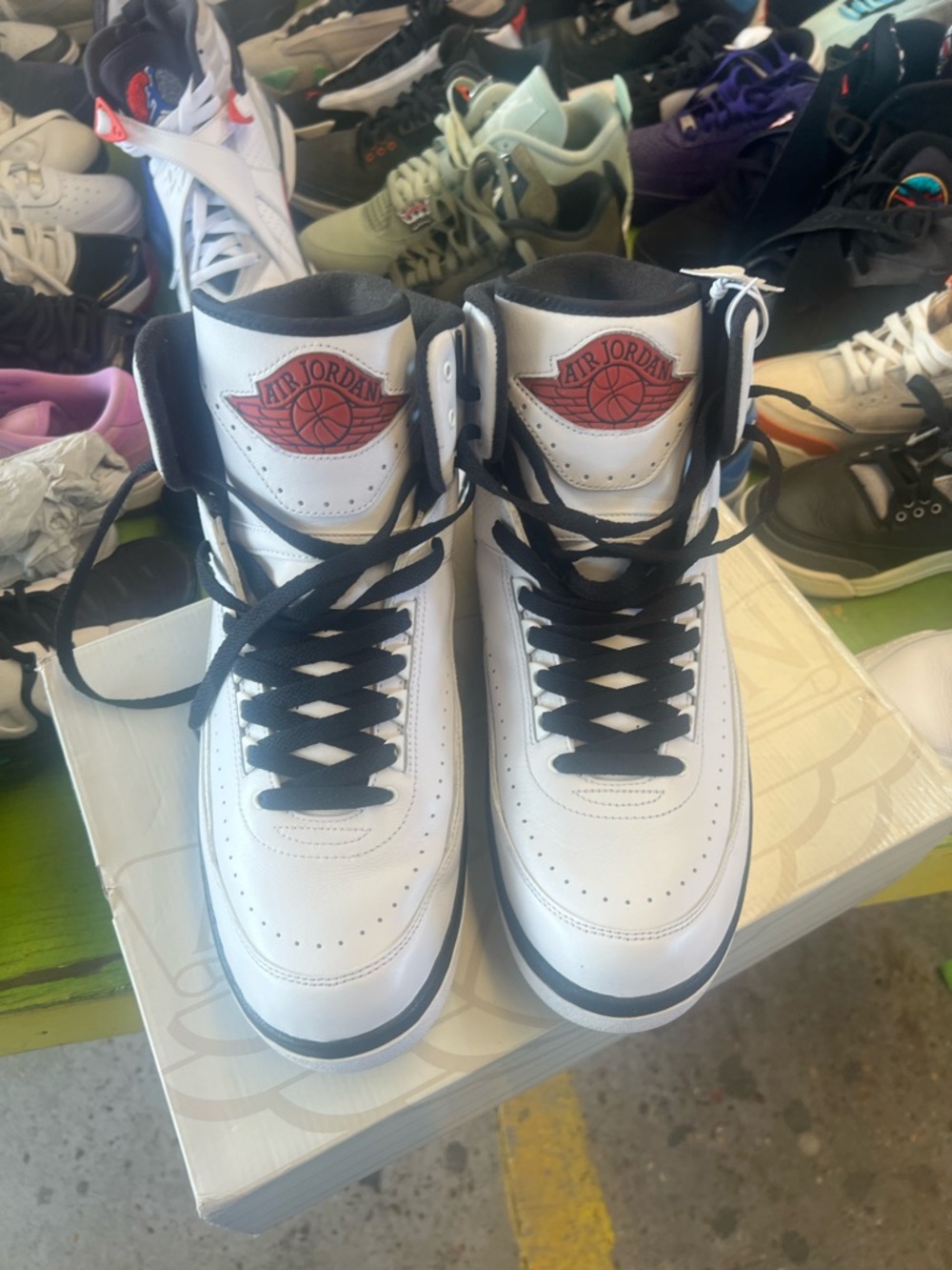 Jordan White Black Red Retro Basketball Shoes Air Jordan 2 Chicago Men Sz 14 - Picture 7 of 10